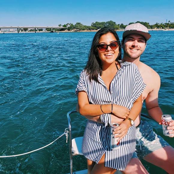 Poshmark profile picture for @jimena31